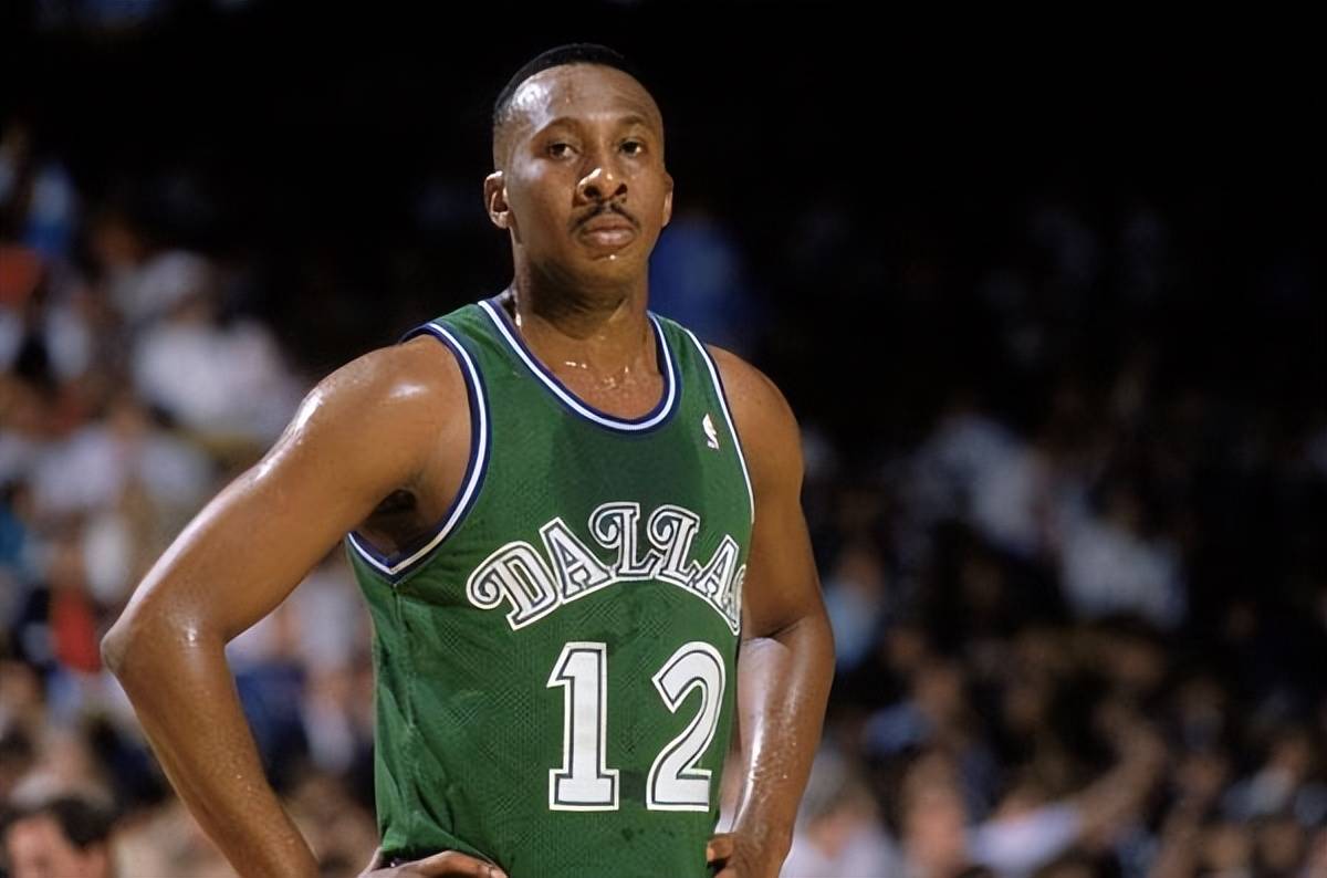 得不提高警 得不提高警