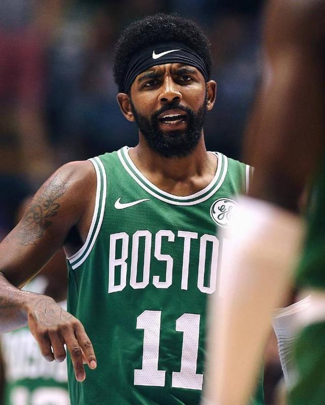 球员不只是 球员不只是