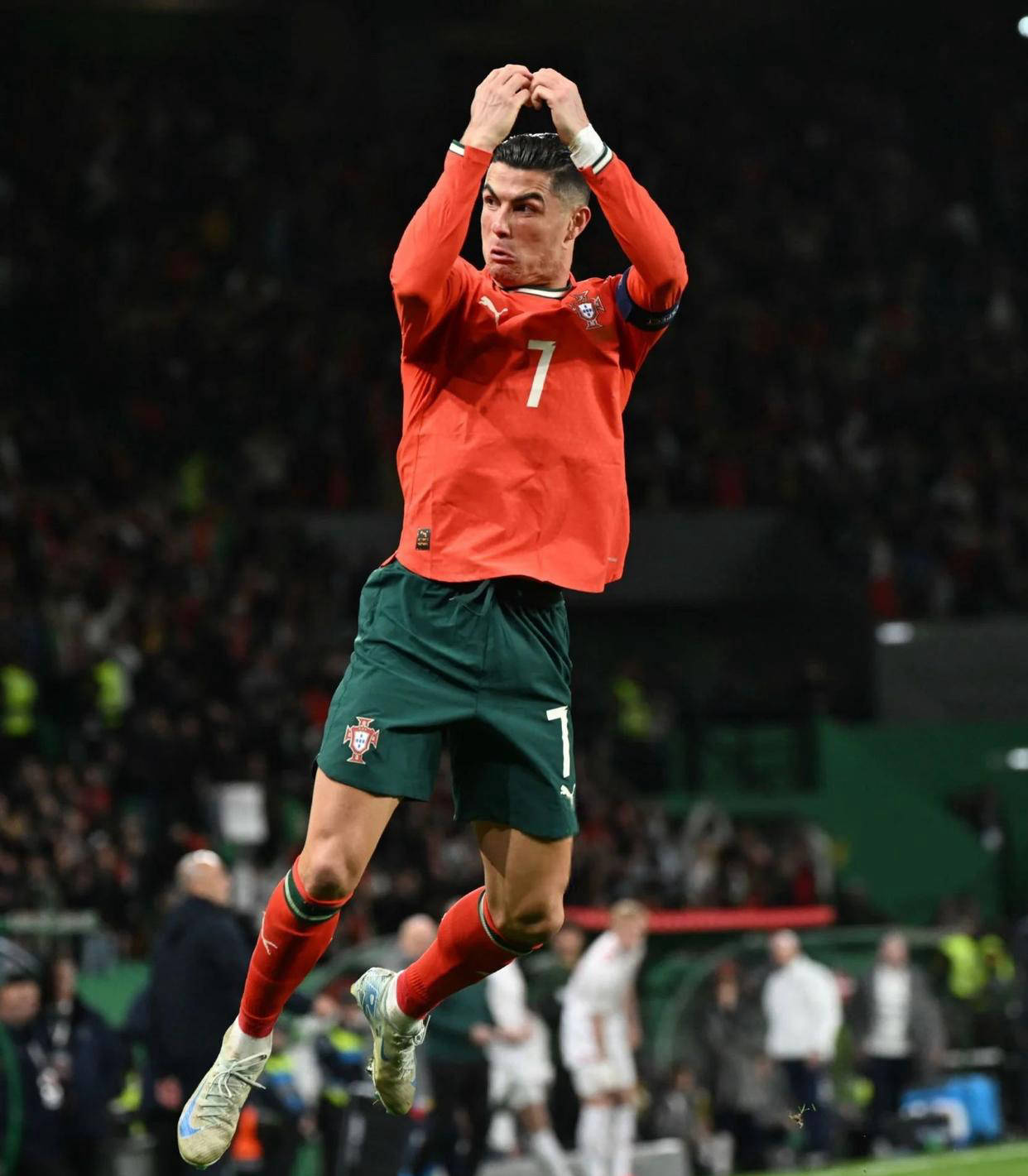 微调交织出 微调交织出